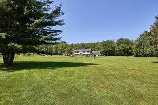 554 Sharps Lot Rd, Swansea, MA 02777 - Photo 1