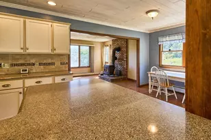 554 Sharps Lot Rd, Swansea, MA 02777 - Photo 13