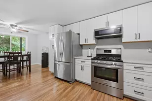 25 Centercrest Dr, Tyngsborough, MA 01879 - Photo 13