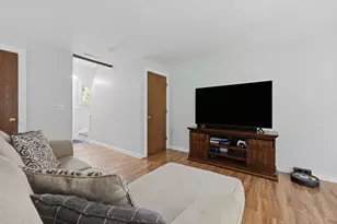 25 Centercrest Dr, Tyngsborough, MA 01879 - Photo 7