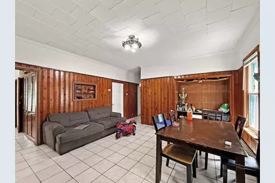 28 Meadow St, Fall River, MA 02720 - Photo 31