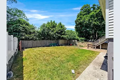 28 Meadow St, Fall River, MA 02720 - Photo 41