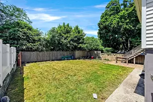 28 Meadow St, Fall River, MA 02720 - Photo 41