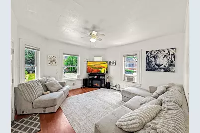 28 Meadow St, Fall River, MA 02720 - Photo 9