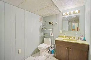 30 Dicsal Ln, Holyoke, MA 01040 - Photo 33