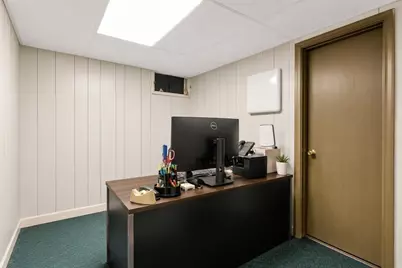 30 Dicsal Ln, Holyoke, MA 01040 - Photo 31