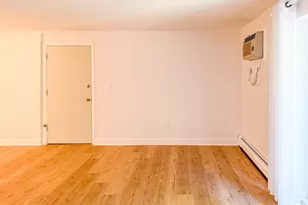 599 Old West Central St, Franklin, MA 02038 - Photo 9