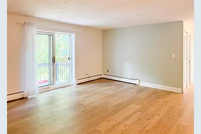 599 Old West Central St #D11, Franklin, MA 02038 - Photo 11