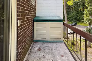 599 Old West Central St, Franklin, MA 02038 - Photo 25