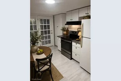 10 Beaver St #3, Salem, MA 01970 - Photo 3