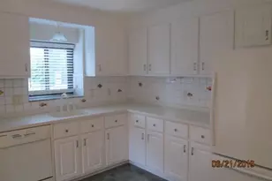 146 Marble, Stoneham, MA 02180 - Photo 5