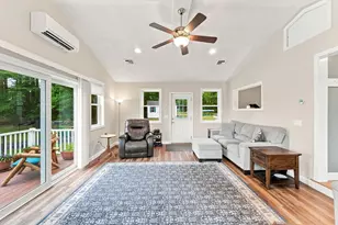 71 School St, Upton, MA 01568 - Photo 7