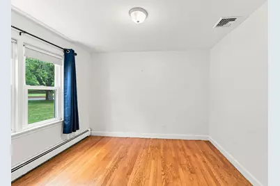 71 School St, Upton, MA 01568 - Photo 21