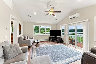 71 School St, Upton, MA 01568 - Photo 5