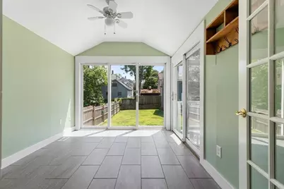 18 Willow Ave, Salem, MA 01970 - Photo 23