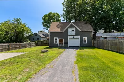 18 Willow Ave, Salem, MA 01970 - Photo 29