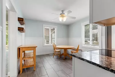 18 Willow Ave, Salem, MA 01970 - Photo 13