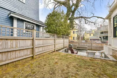 39 Hammond Street #2, Cambridge, MA 02138 - Photo 25