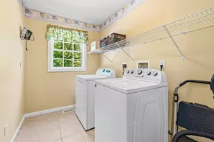 102 Cathedral Dr, Attleboro, MA 02703 - Photo 19