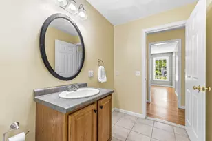 102 Cathedral Dr, Attleboro, MA 02703 - Photo 17