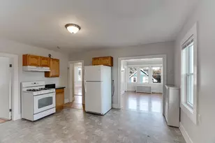 14 Wheatland St, Salem, MA 01970 - Photo 9
