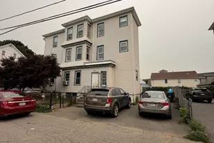 898 Rodman St, Fall River, MA 02721 - Photo 3