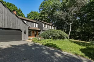 3 Hilltop Dr, Wilbraham, MA 01095 - Photo 1