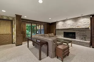 3 Hilltop Dr, Wilbraham, MA 01095 - Photo 13