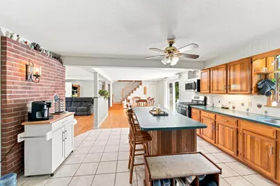 109 Providence St, Uxbridge, MA 01569 - Photo 17