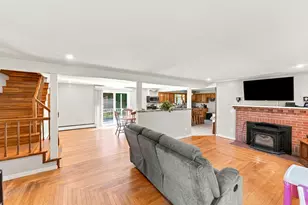 109 Providence St, Uxbridge, MA 01569 - Photo 9