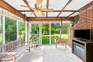 109 Providence St, Uxbridge, MA 01569 - Photo 15