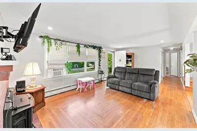 109 Providence St, Uxbridge, MA 01569 - Photo 19