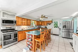 109 Providence St, Uxbridge, MA 01569 - Photo 13