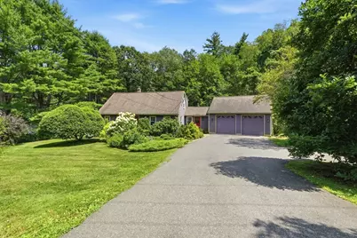 590 Middle St., Amherst, MA 01002 - Photo 1