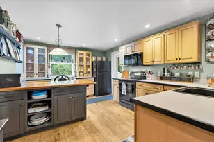 643 Main St, Harwich, MA 02645 - Photo 9