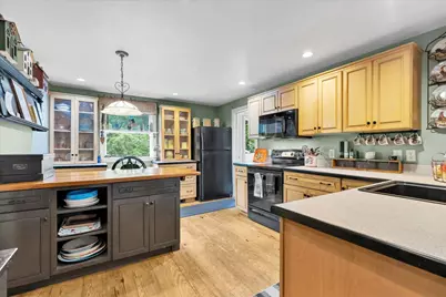 643 Main St, Harwich, MA 02645 - Photo 9