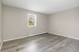 9 Cross St, Chelmsford, MA 01863 - Photo 11