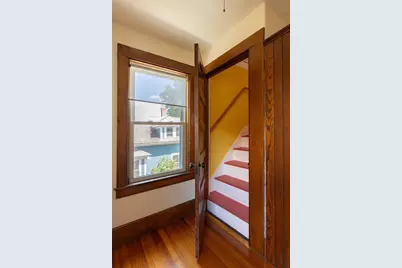 22 W Center St, Northampton, MA 01062 - Photo 29
