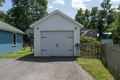 22 W Center St, Northampton, MA 01062 - Photo 35