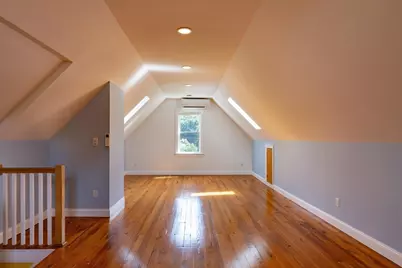 22 W Center St, Northampton, MA 01062 - Photo 31