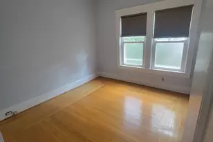 21 Dennis St, Attleboro, MA 02703 - Photo 9