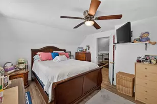117 Bridge St, Fairhaven, MA 02719 - Photo 17