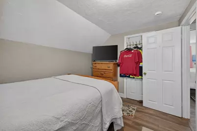 117 Bridge St, Fairhaven, MA 02719 - Photo 15