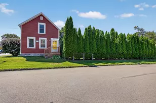 117 Bridge St, Fairhaven, MA 02719 - Photo 29