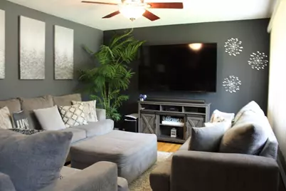 126 Warregan St, Chicopee, MA 01013 - Photo 5