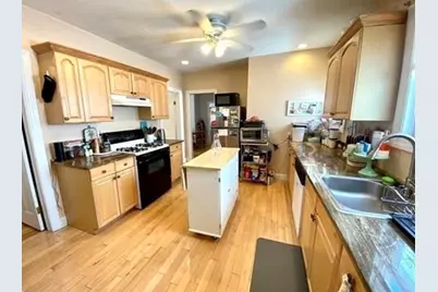 10 Berkeley St #2, Watertown, MA 02472 - Photo 3