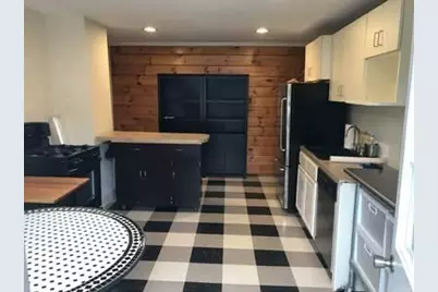 8 Hawes St, Fitchburg, MA 01420 - Photo 29