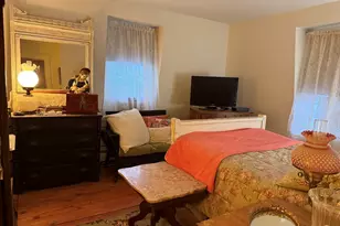 8 Hawes St, Fitchburg, MA 01420 - Photo 13