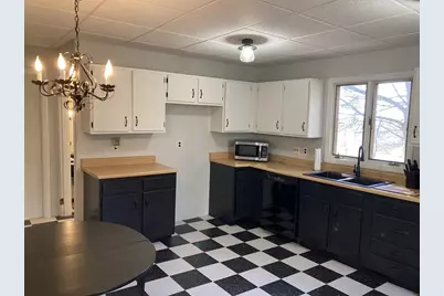 8 Hawes St, Fitchburg, MA 01420 - Photo 19