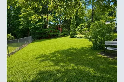 8 Hawes St, Fitchburg, MA 01420 - Photo 3